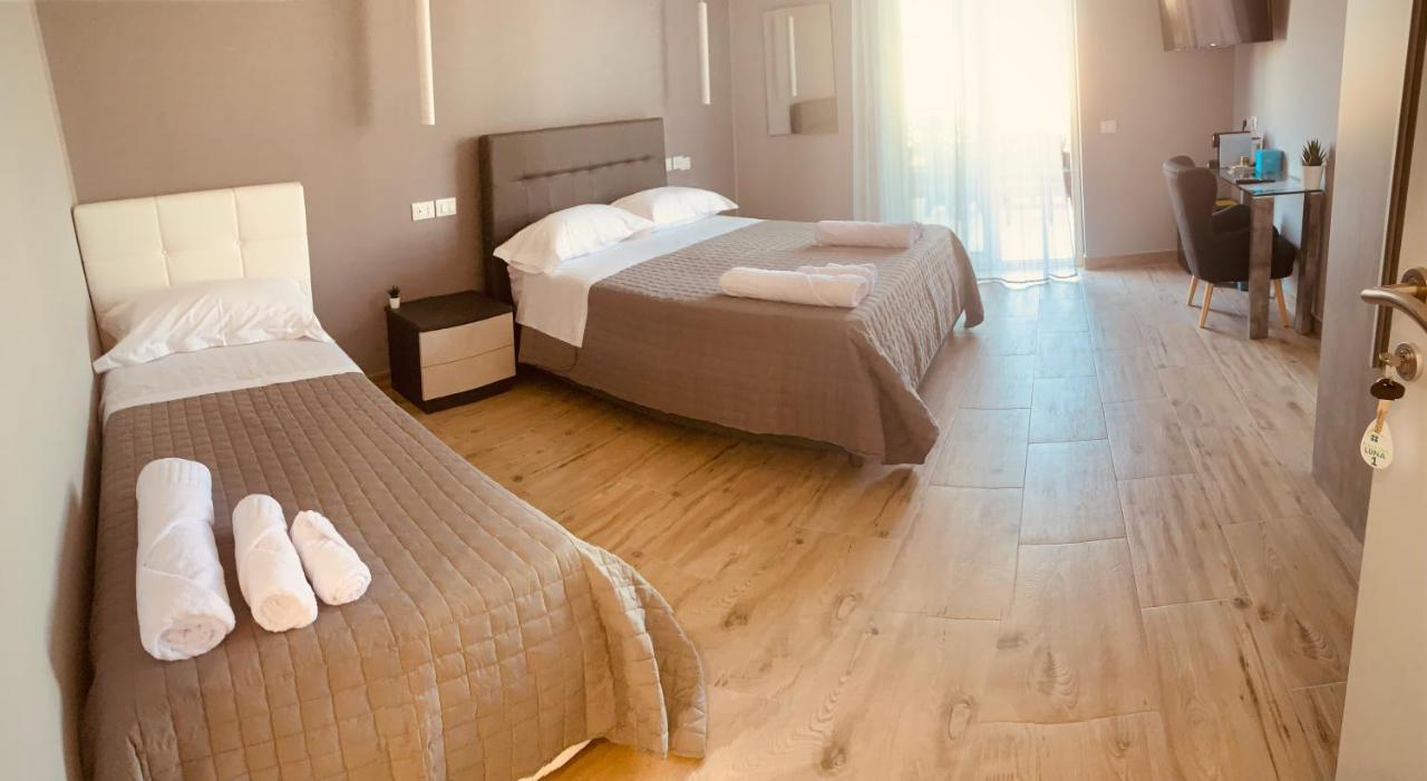 Aqua B&B - Rooms And Apartments Milazzo Exterior photo